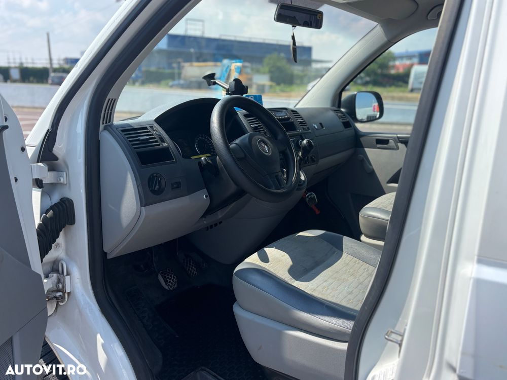 Volkswagen Transporter - 3