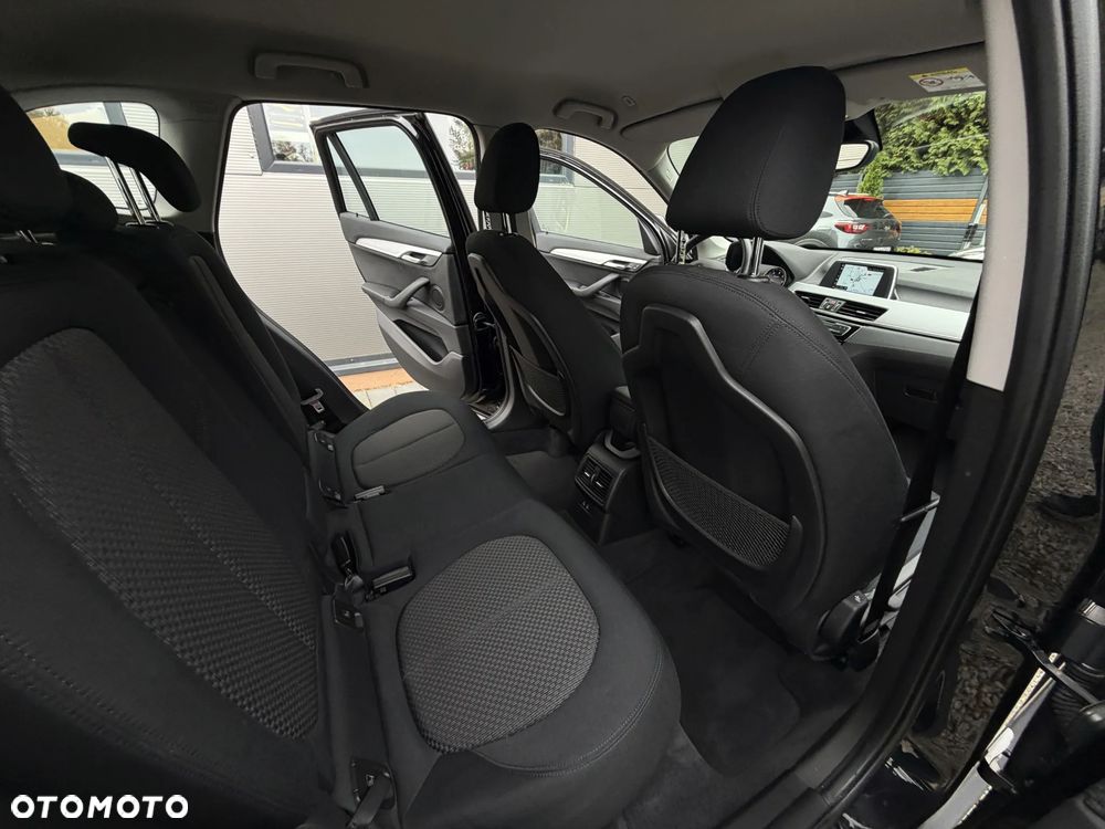 BMW X1 sDrive20d Advantage - 16