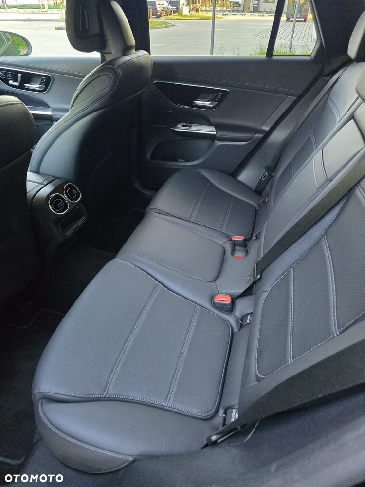 Mercedes-Benz GLC 300 4-Matic - 18