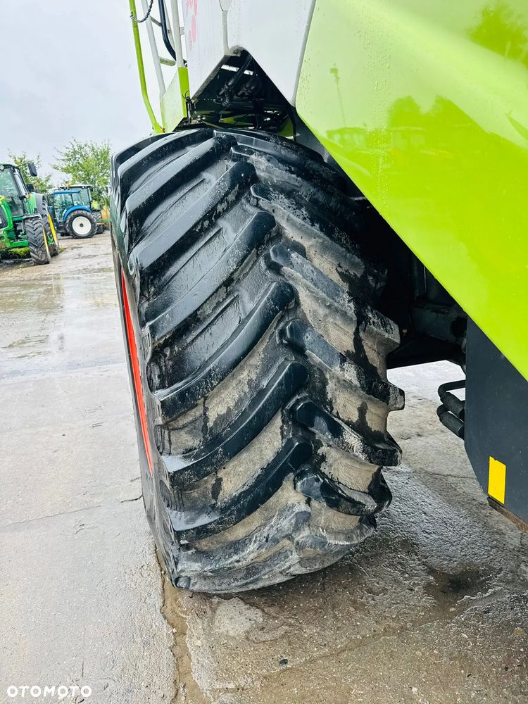 Claas Tucano 450 - 11