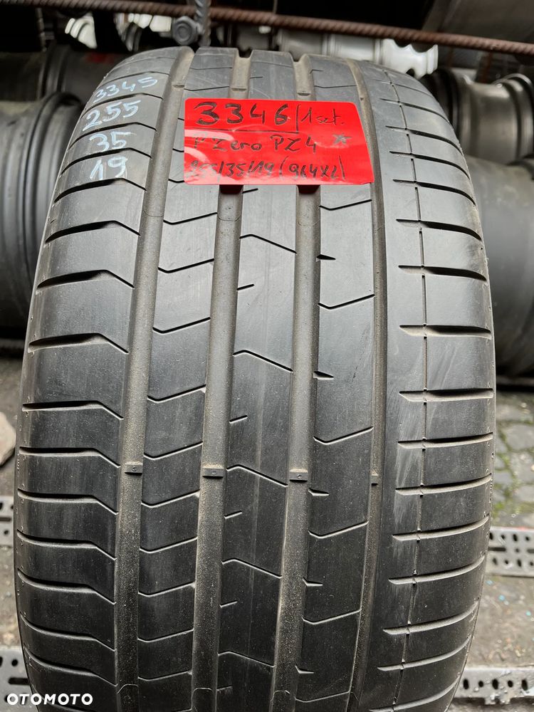 Pirelli P Zero PZ4 255 35 19 1szt (96 Y XL) opona letnia - 1