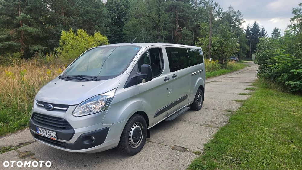 Ford Tourneo Custom - 5