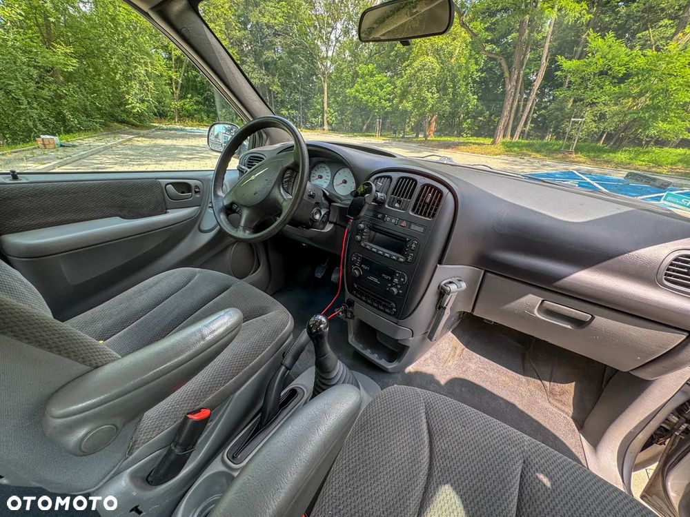 Chrysler Voyager - 8