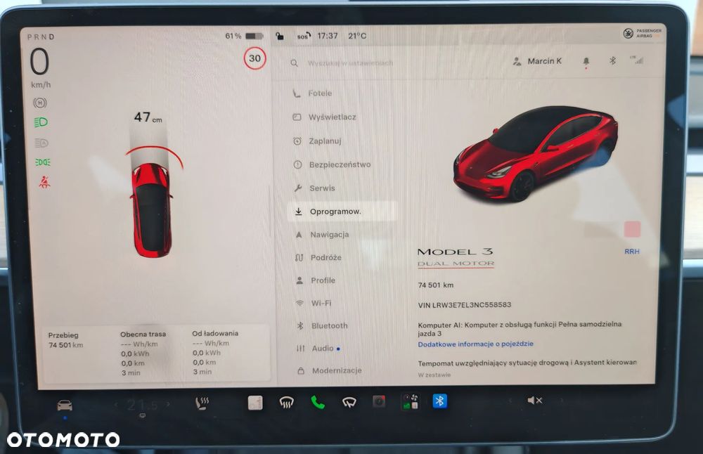 Tesla Model 3 - 32