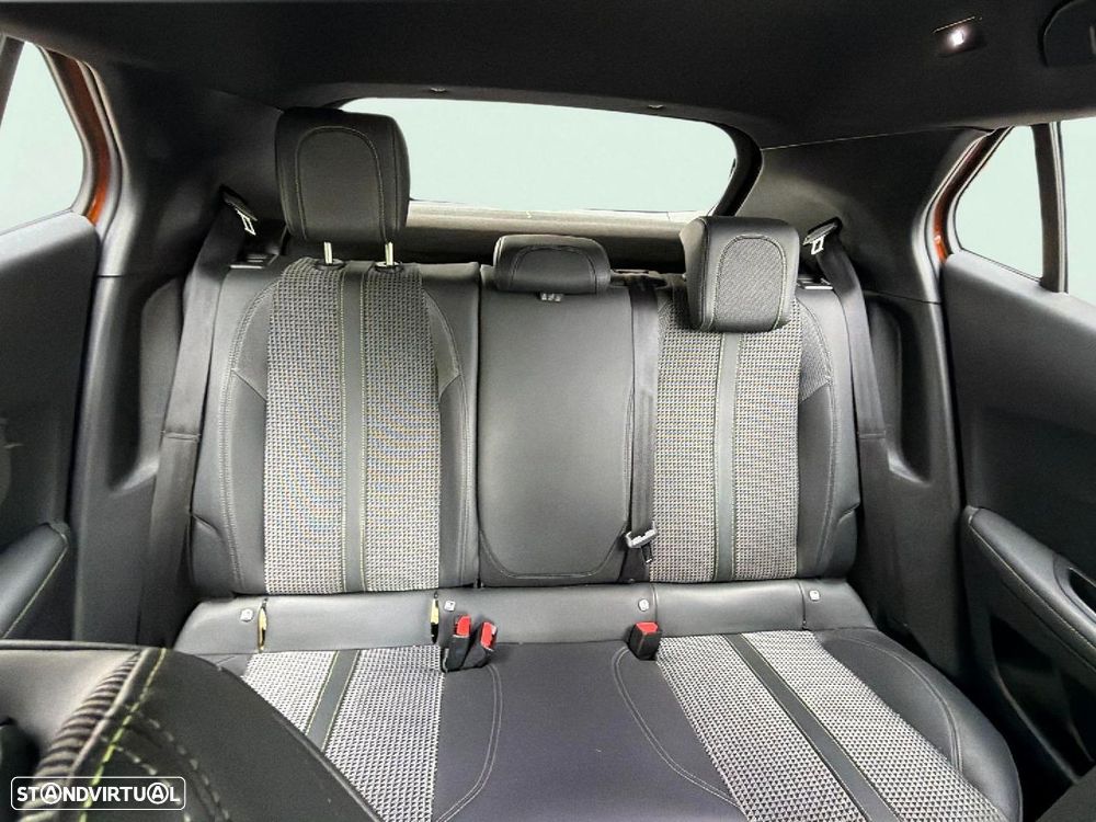 Peugeot 2008 1.2 PureTech GT Line - 20