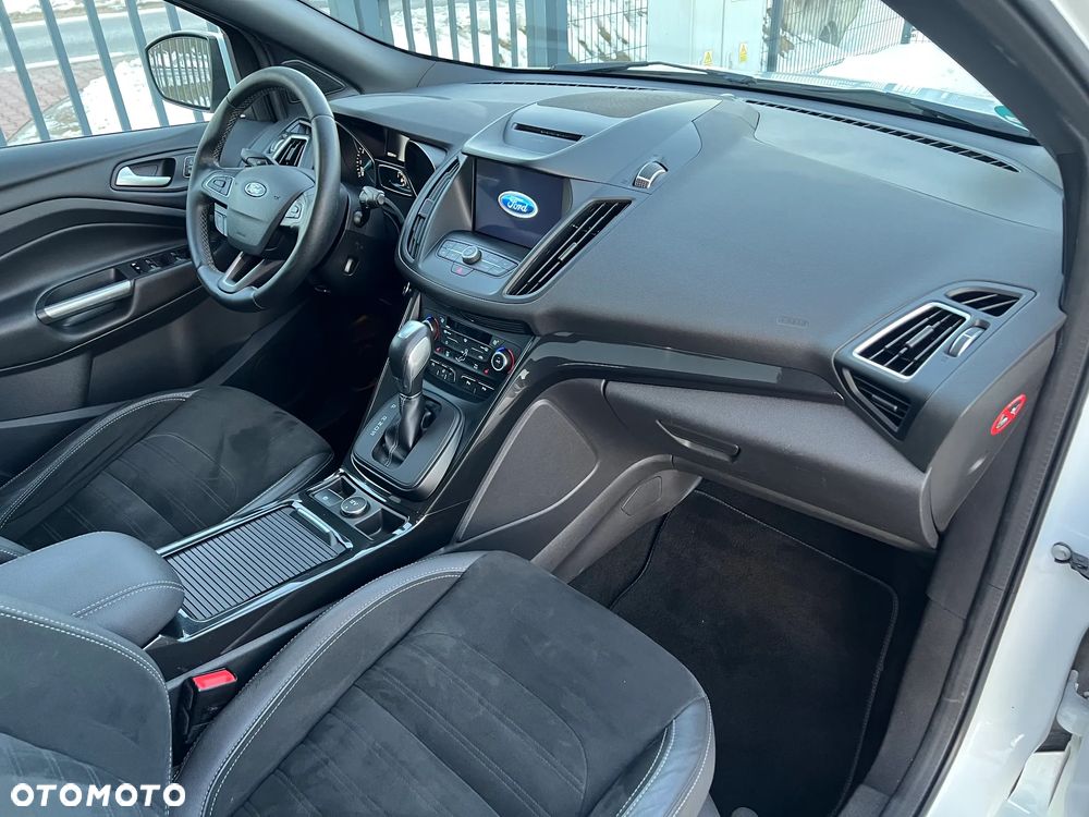 Ford Kuga 1.5 EcoBoost 4x4 ST-Line - 19