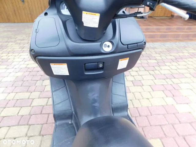 Suzuki Burgman - 7
