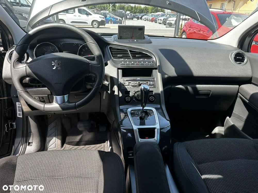 Peugeot 5008 - 6