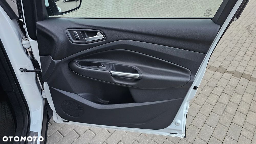 Ford Kuga 2.0 TDCi 2x4 Cool & Connect - 8