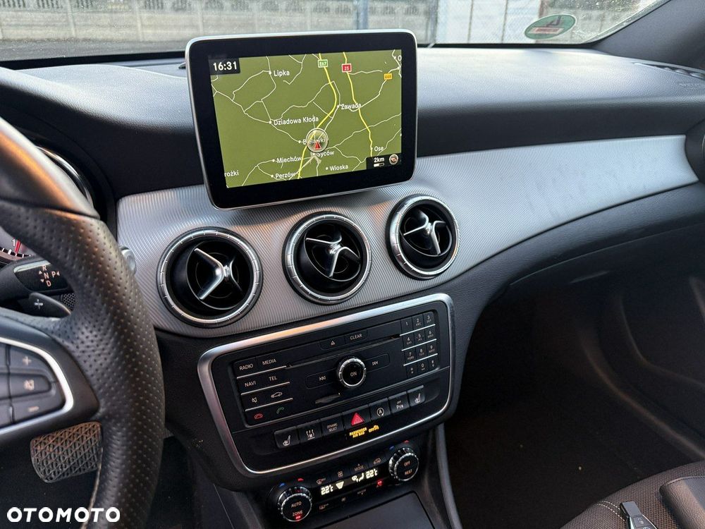 Mercedes-Benz CLA - 7