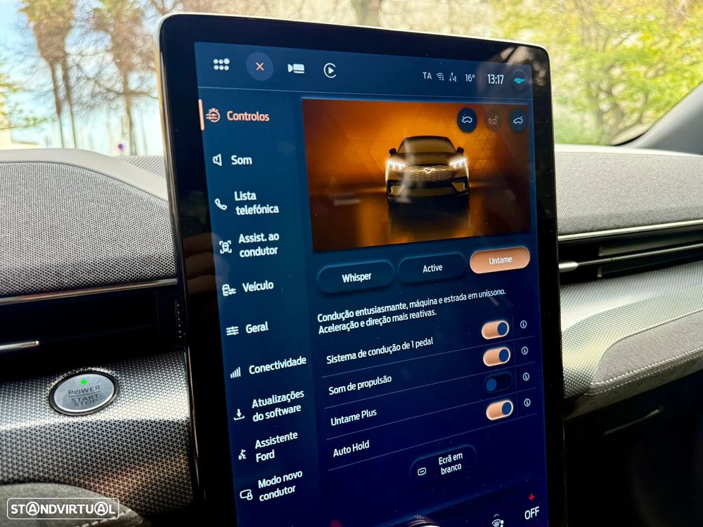 Ford Mustang Mach-E AWD GT - 37