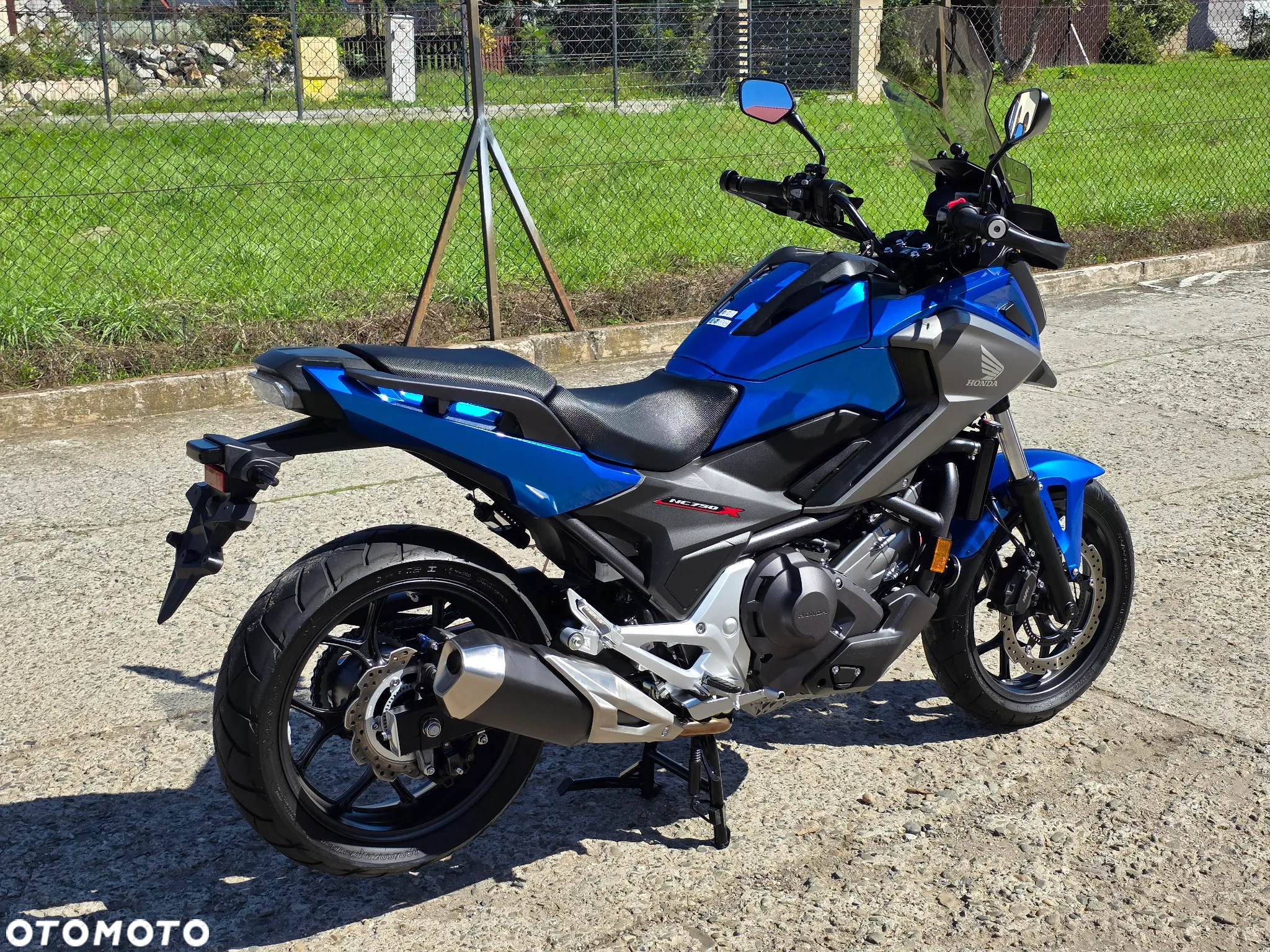 Honda NC - 16