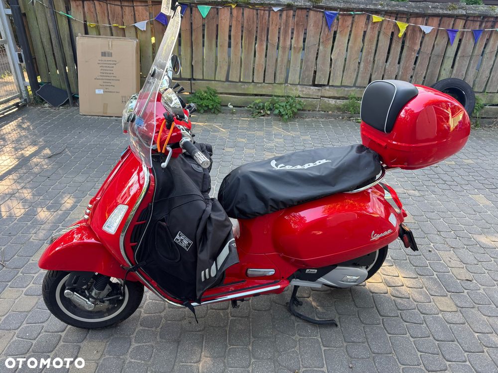 Vespa GTS - 8