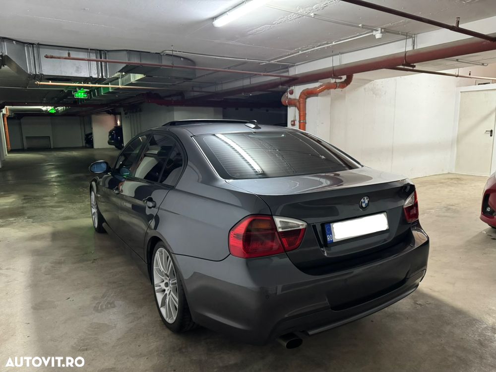 BMW Seria 3 320i - 7