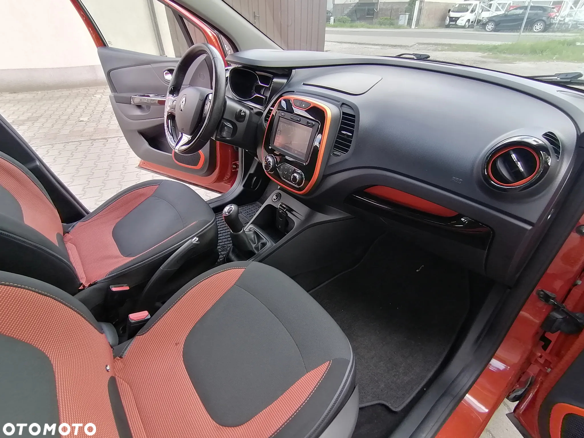 Renault Captur (ENERGY) TCe 90 INTENS - 35