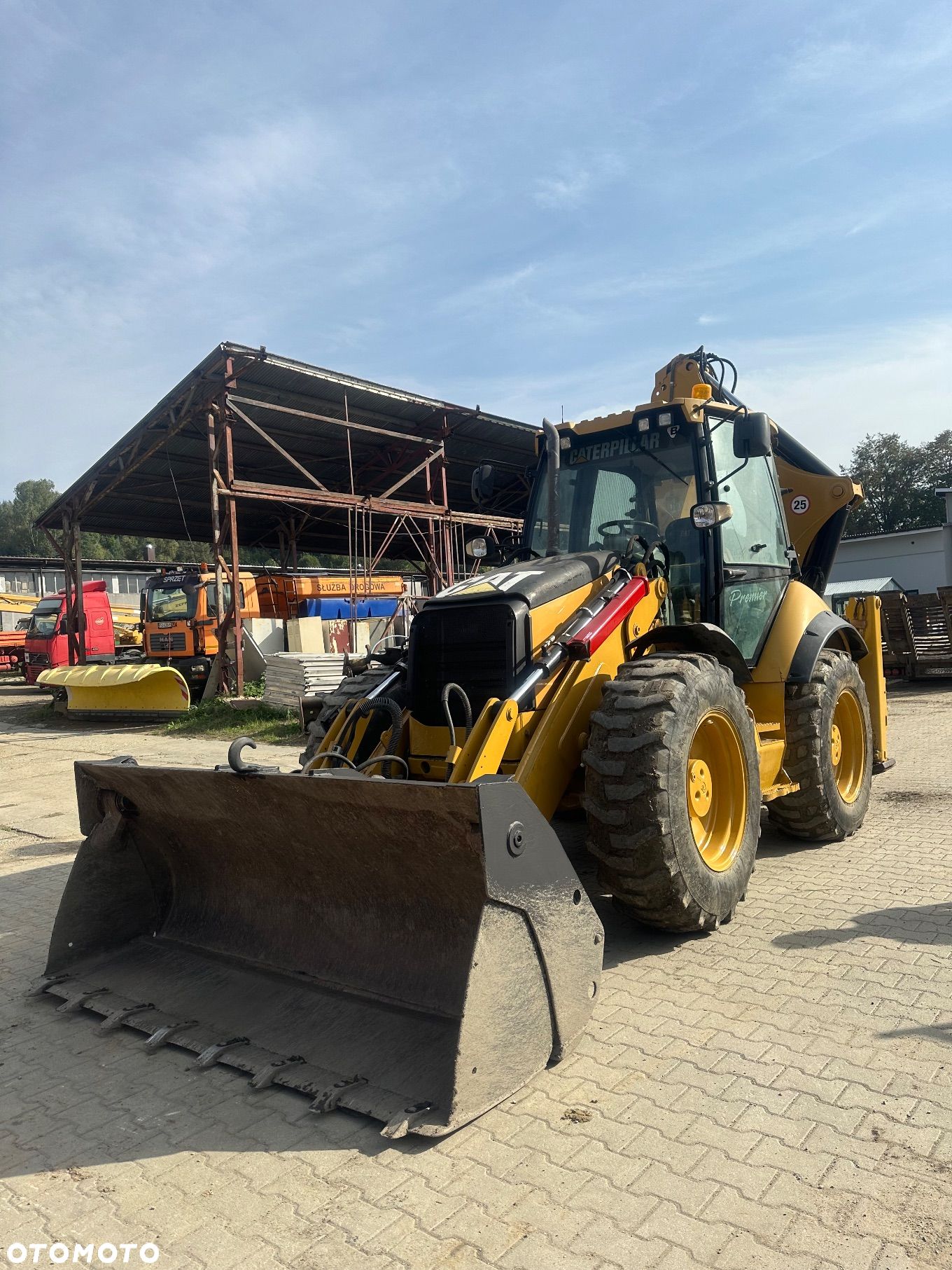 Caterpillar 444 - 1