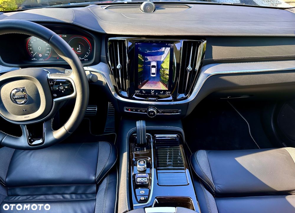 Volvo S60 T8 AWD Plug-In Hybrid Polestar Engineered R-Design - 24