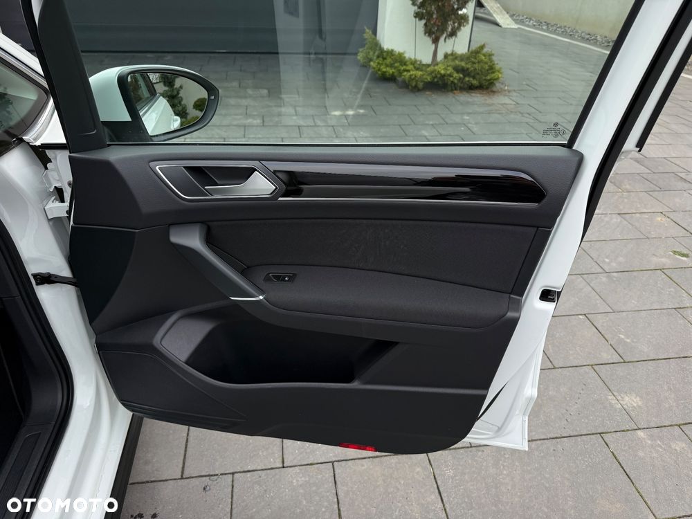 Volkswagen Touran 1.5 TSI ACT OPF DSG Highline - 37