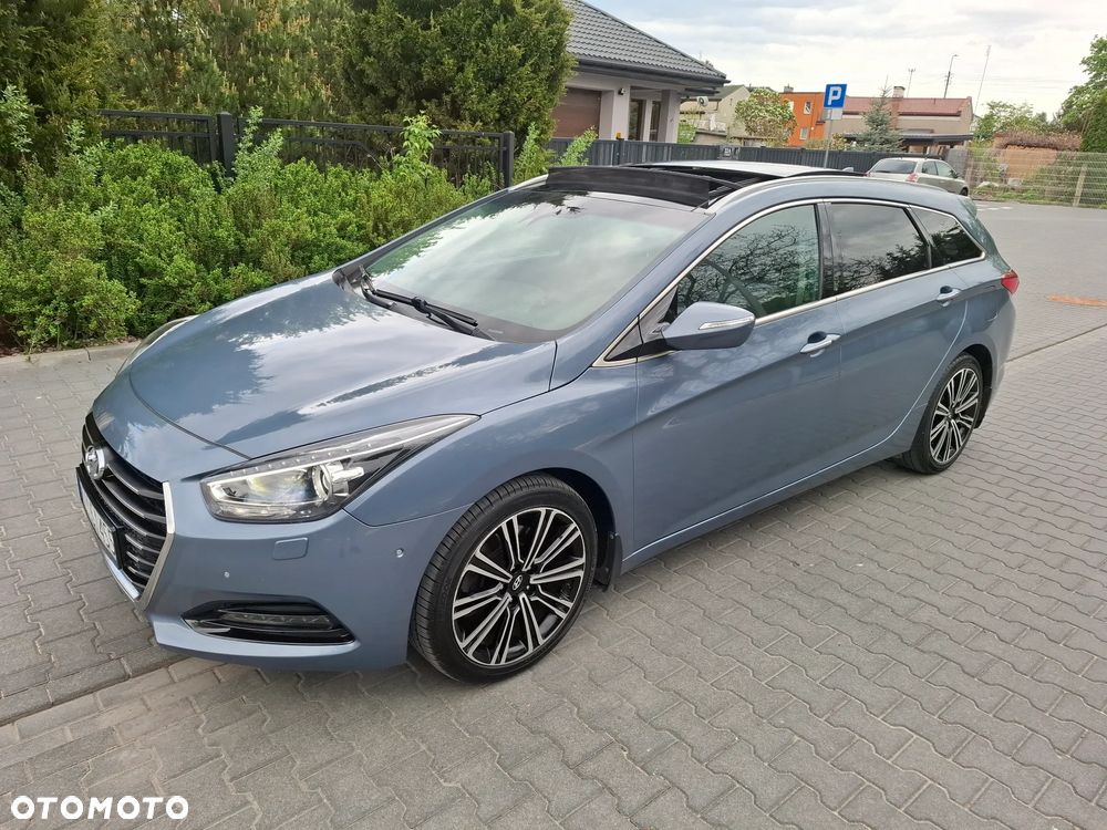Hyundai i40 1.7 CRDi Premium DCT - 1