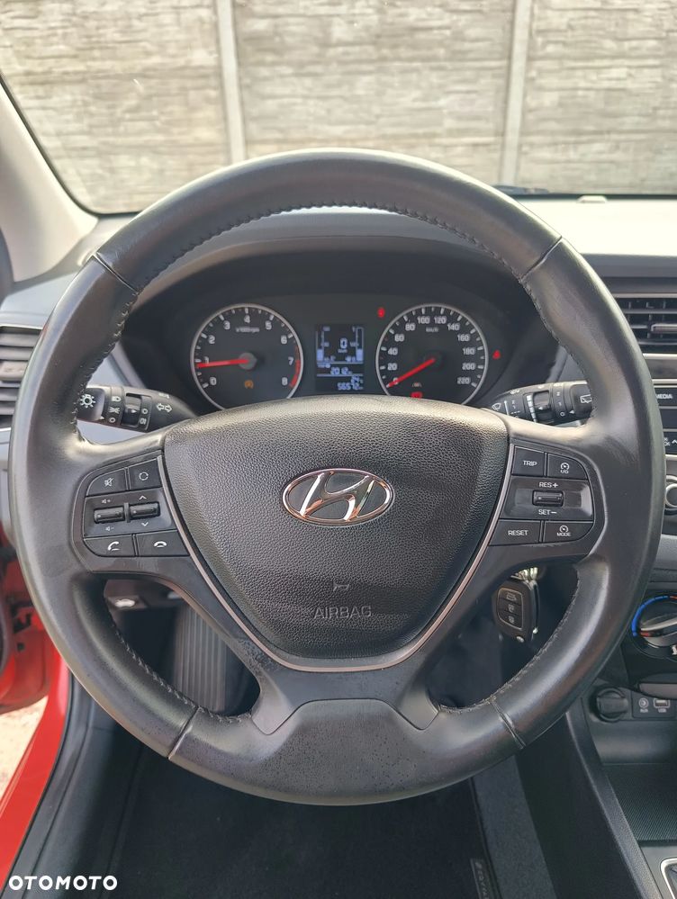 Hyundai i20 1.25 Comfort - 30