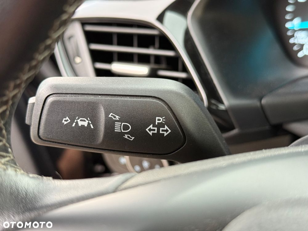 Ford Fiesta 1.0 EcoBoost Titanium - 24
