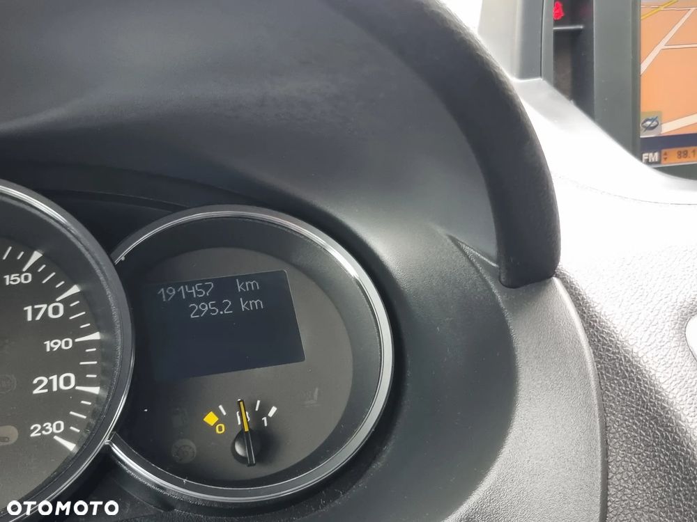 Renault Fluence 2.0 16V Expression - 17