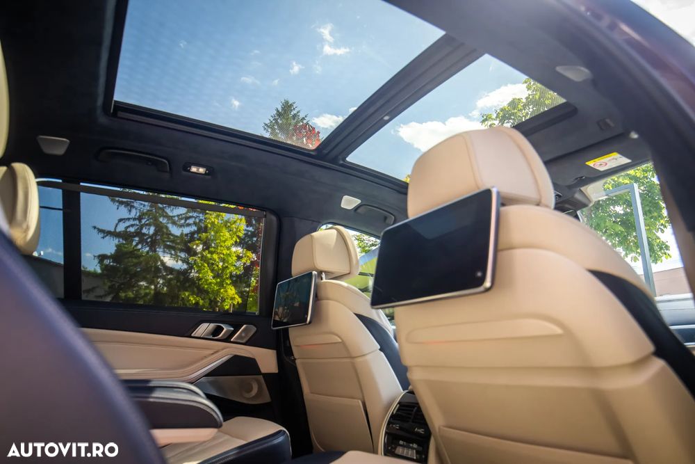 BMW X7 - 32