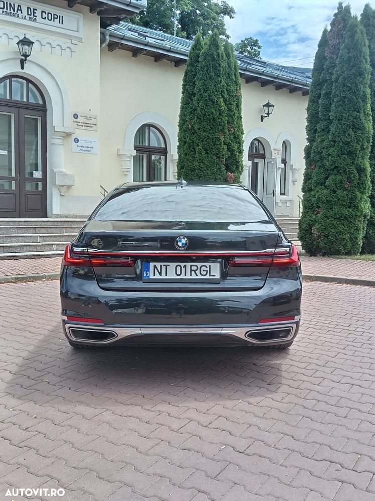 BMW Seria 7 730d xDrive - 12