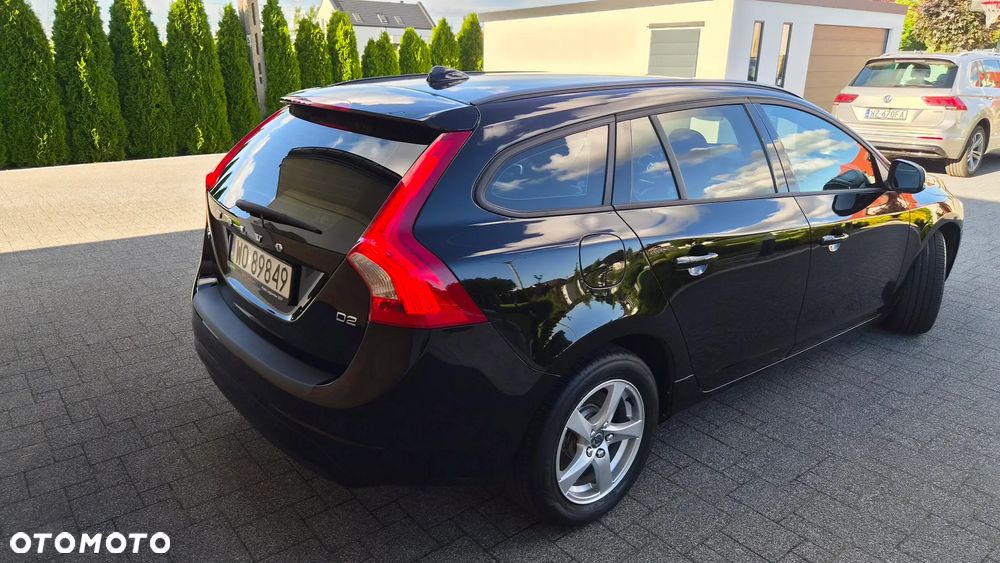 Volvo V60 D2 Kinetic - 23
