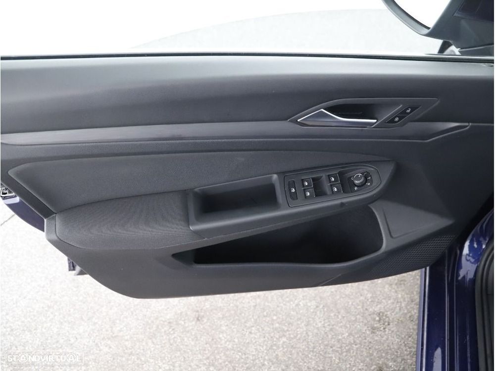 VW Golf Variant 1.5 eTSI Style DSG - 26