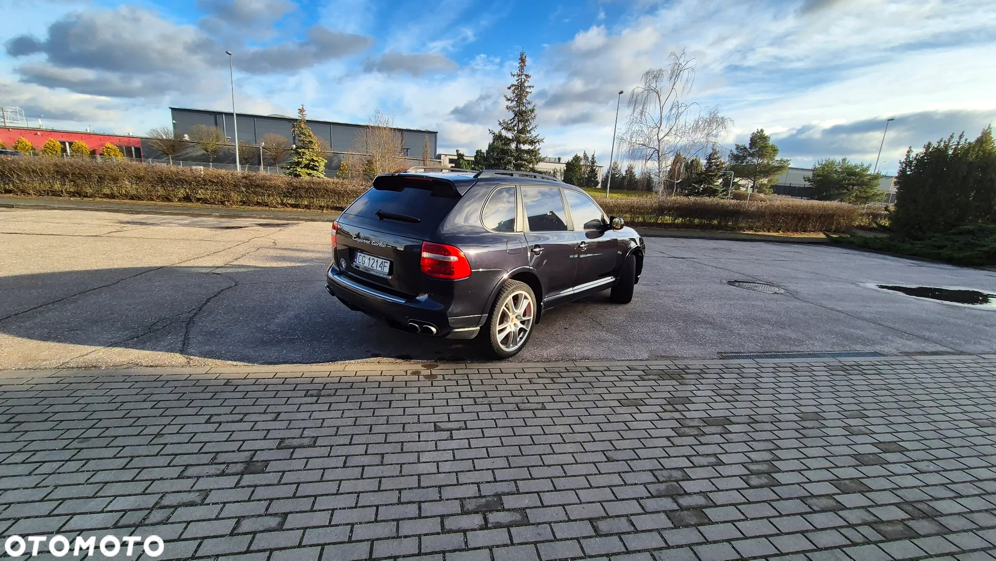 Porsche Cayenne Turbo - 19