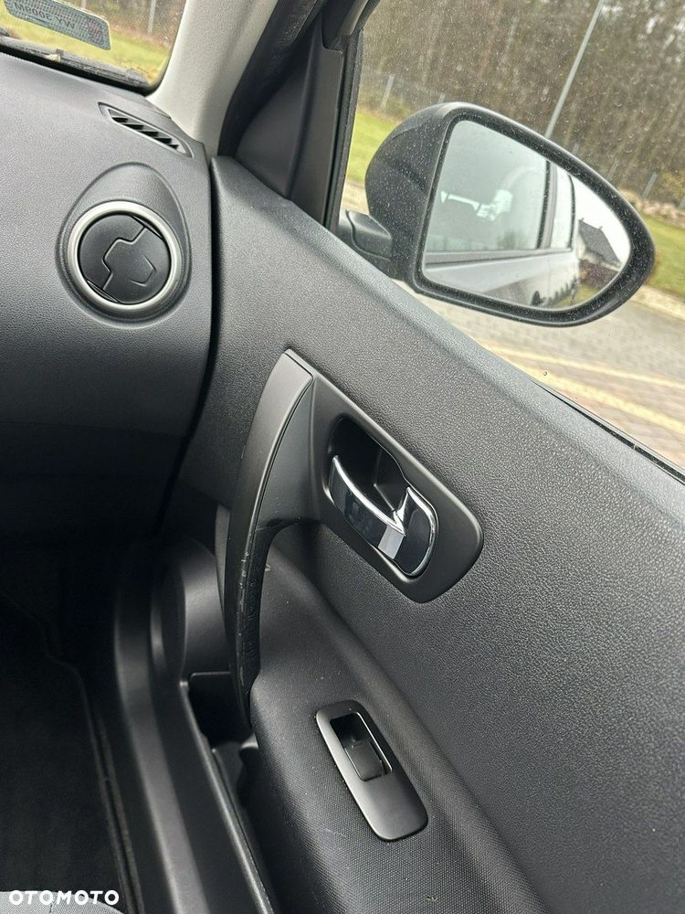 Nissan Qashqai - 29