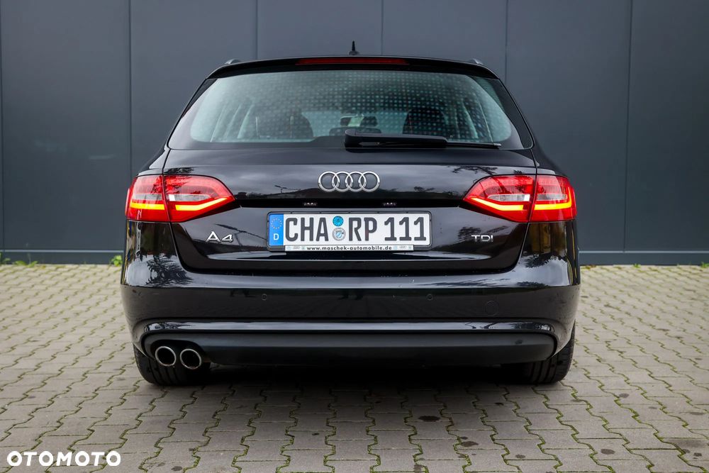 Audi A4 Avant 2.0 TDI DPF Ambiente - 14