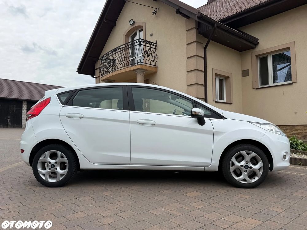 Ford Fiesta 1.25 Titanium - 10