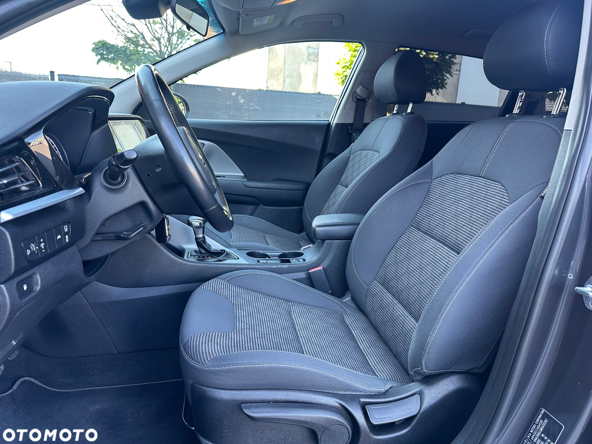Kia Niro 1.6 GDI Hybrid L Business Line - 22
