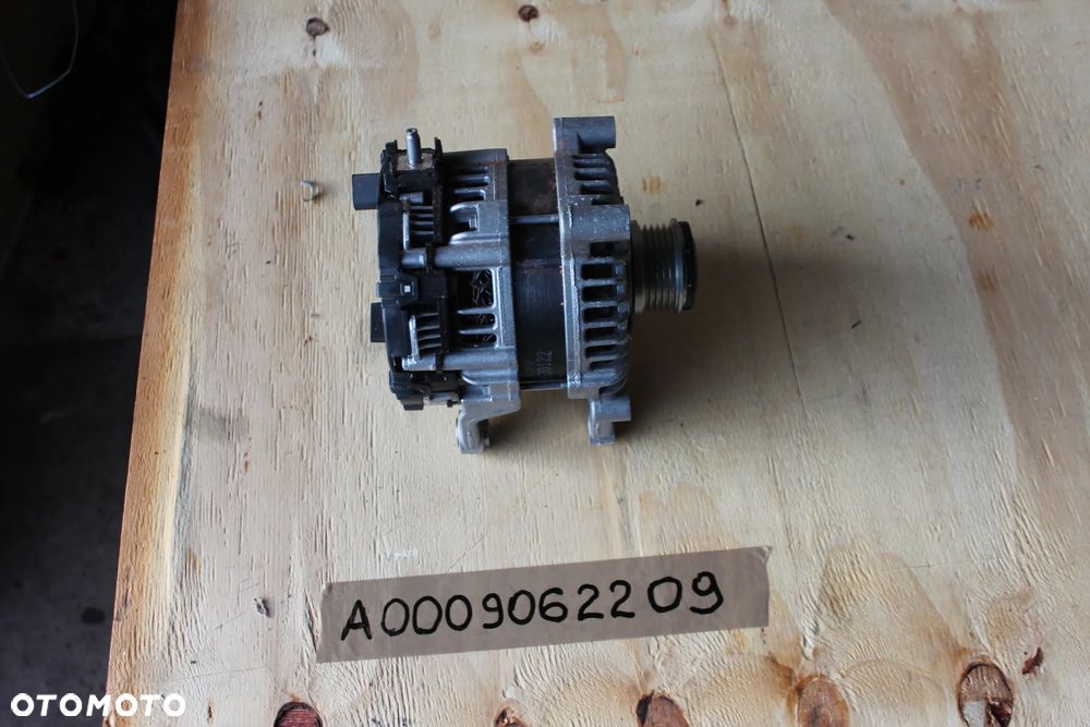 ALTERNATOR MERCEDES 1.3 CLA W118 W177 W247 A0009062209 2022