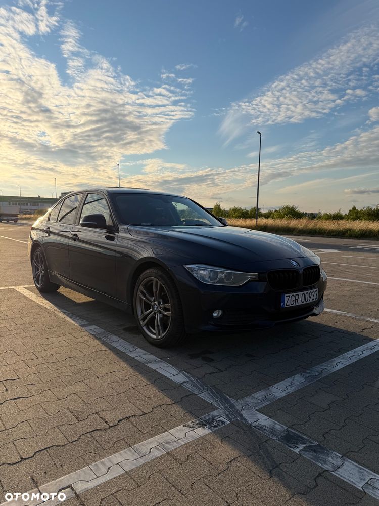 BMW Seria 3 316i - 2