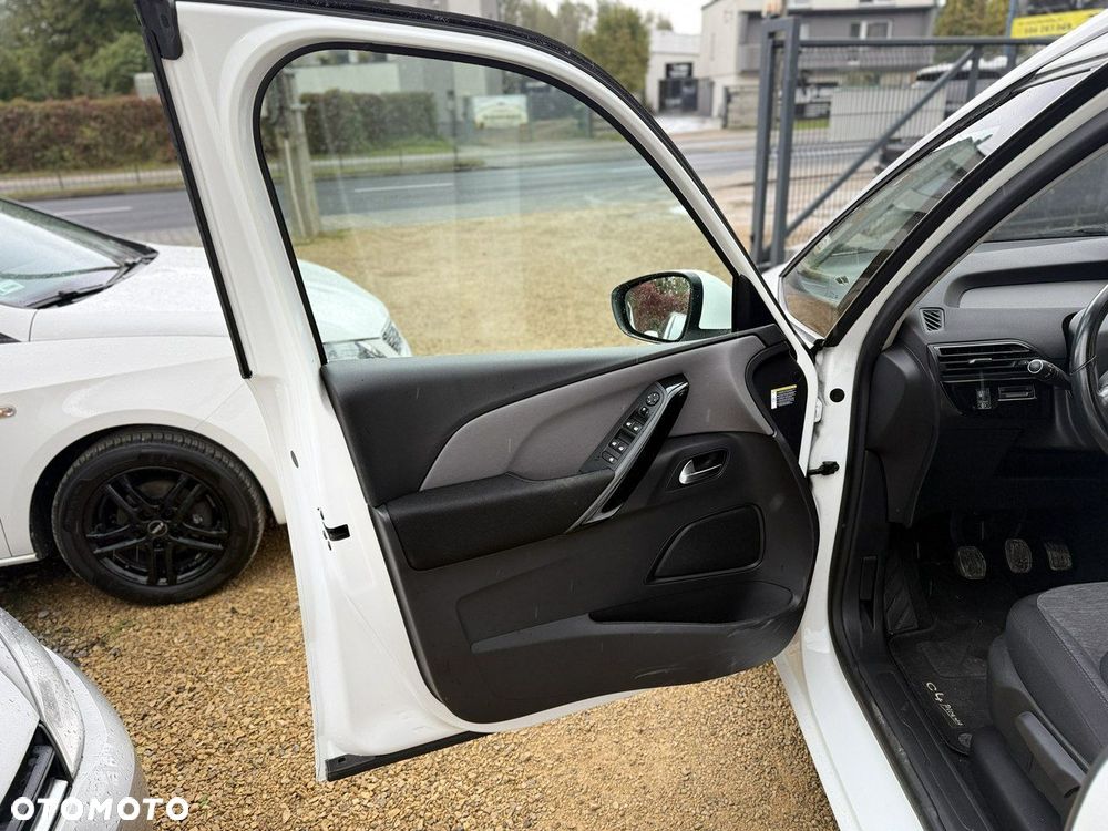 Citroën C4 Grand Picasso - 13