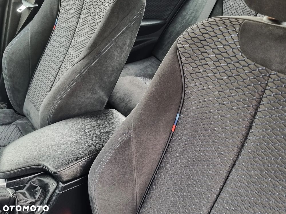 BMW Seria 3 318d M Sport EU6 - 13