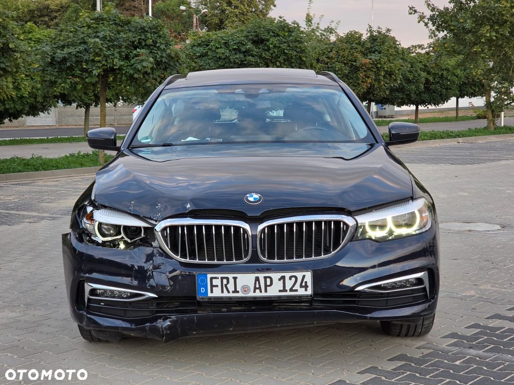 BMW Seria 5 520d xDrive Luxury Line - 7
