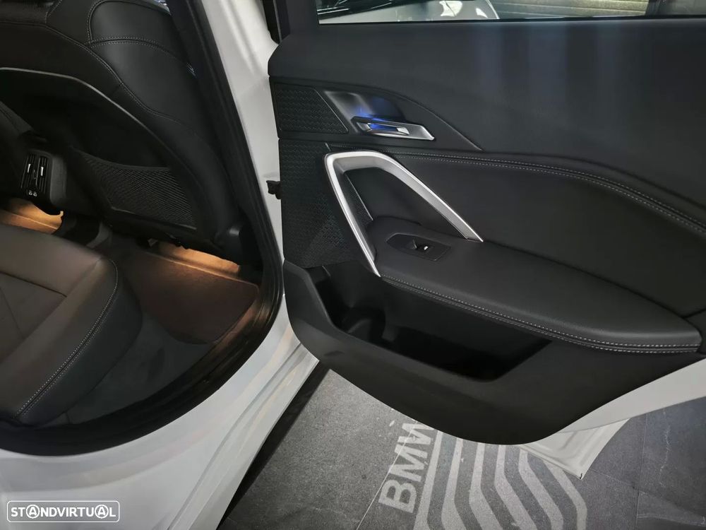 BMW iX1 xDrive30 Pack Desportivo M - 41