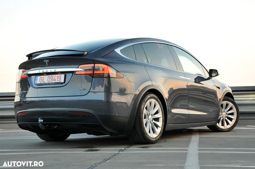 TESLA Model X 2018 — imagine 13
