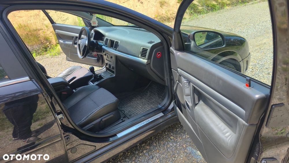Opel Signum 2.0 T - 19