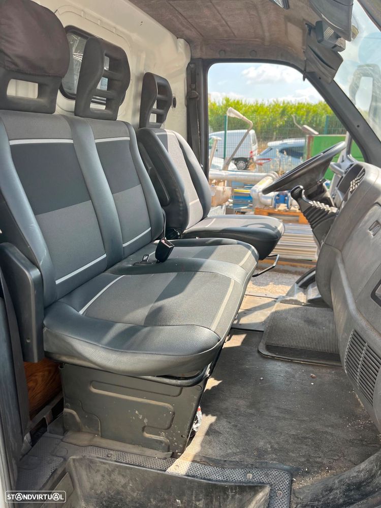 Peugeot Boxer 320 M 2.5 D CD - 2