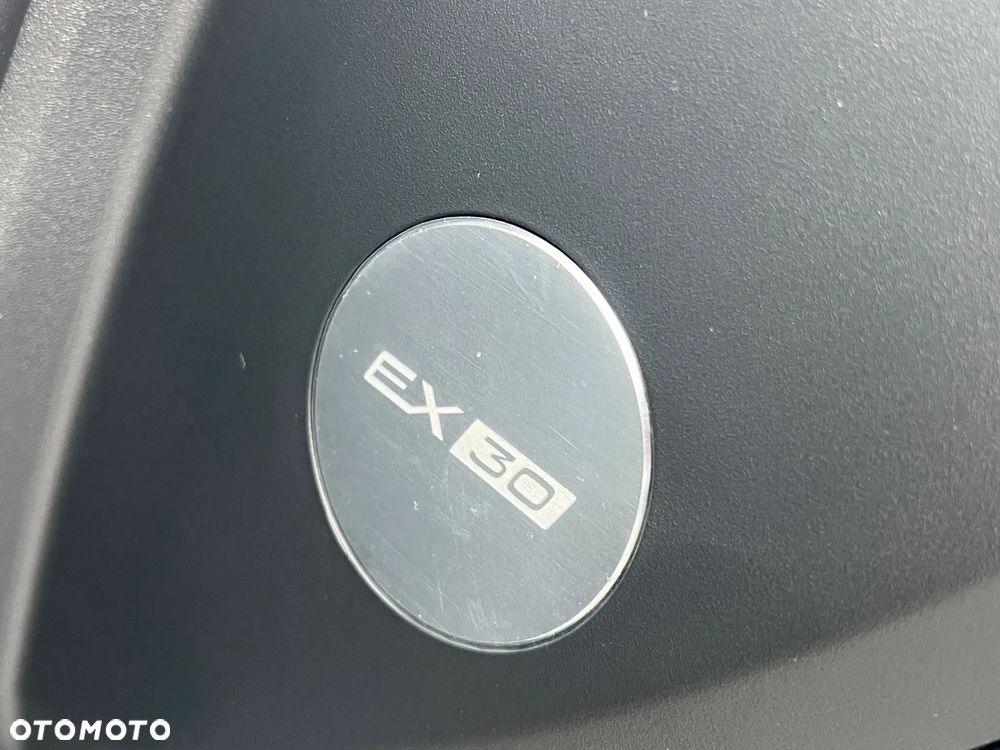 Volvo EX30 Twin Motor Performance AWD Ultra - 37