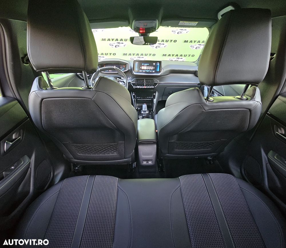 Peugeot 208 PureTech 100 EAT8 Active - 14