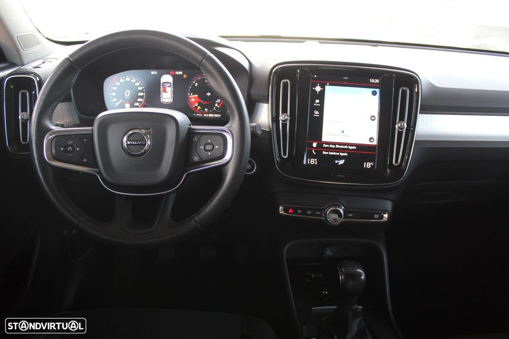 Volvo XC 40 2.0 D3 Momentum - 10