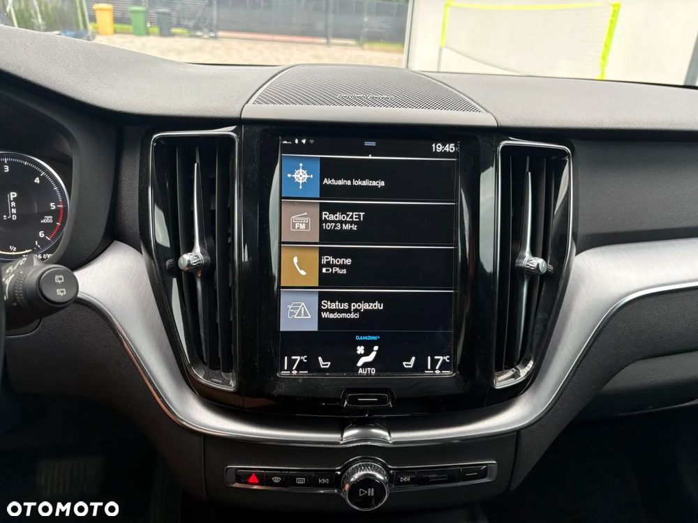 Volvo XC 60 D4 Momentum Pro - 9