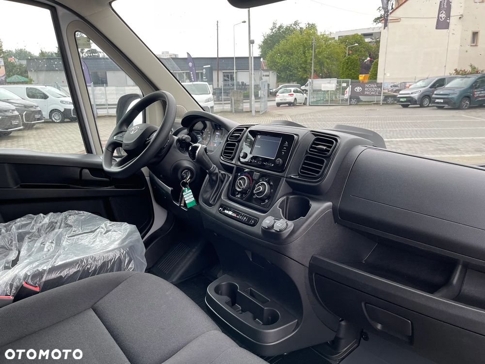 Toyota ProAce - 13