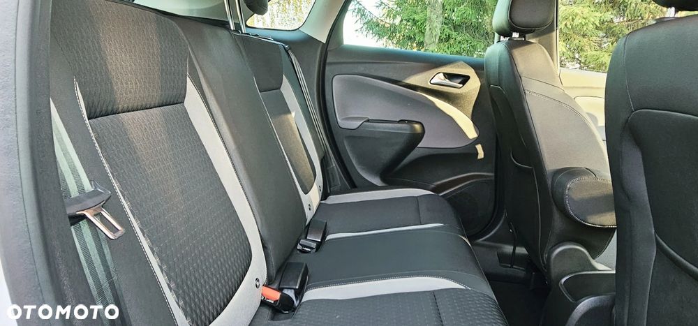 Opel Crossland X 1.2 T Design Line S&S - 8